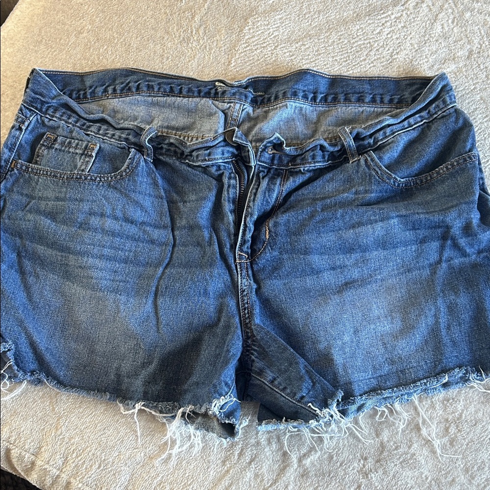 Old Navy Distressed Blue Jean Shorts - 16